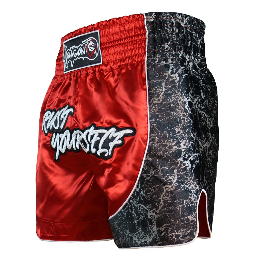 DragonDo MT3409 Trust Yourself Rot Muay Thai Kickbox Shorts – für Training und Wettkampf